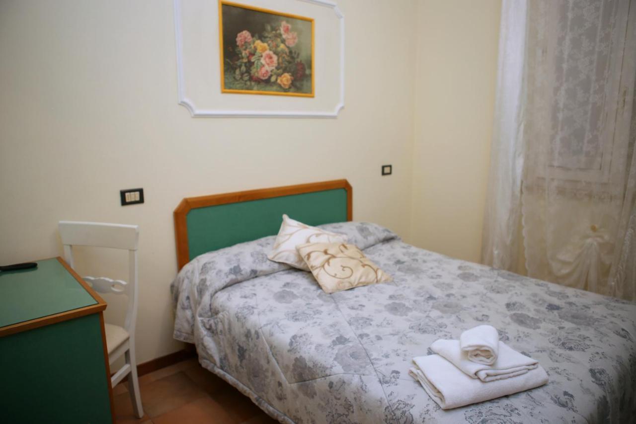 Hotel La Torre Rimini Exterior photo
